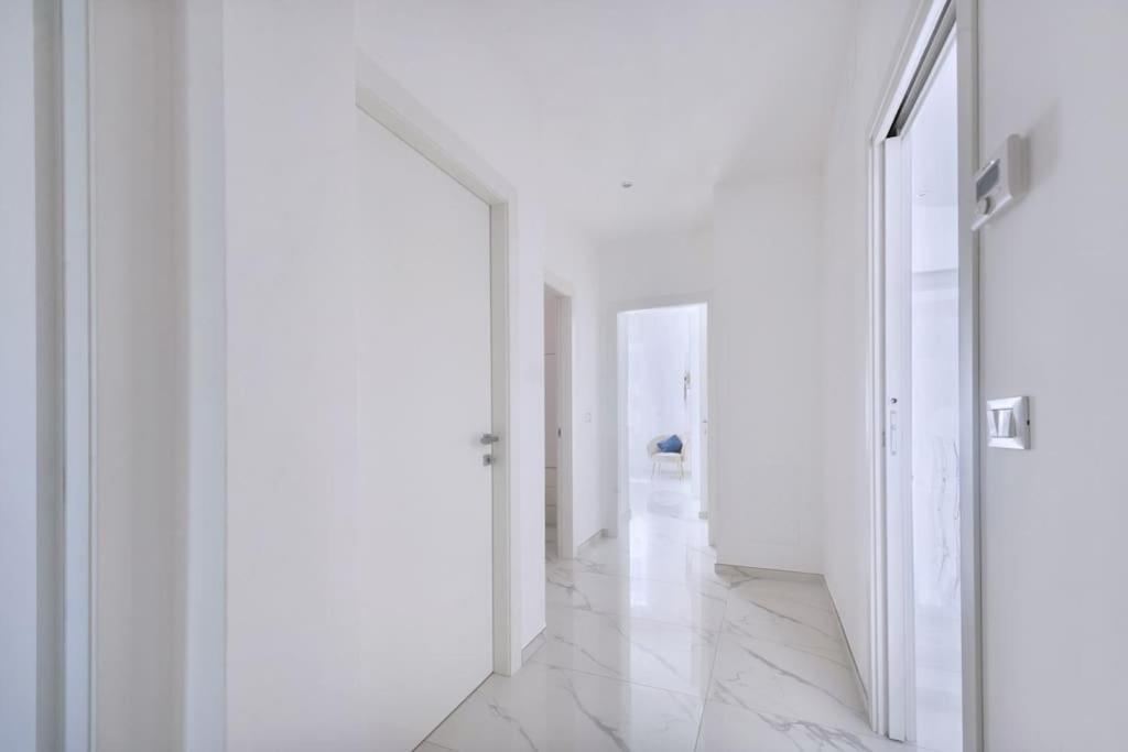 Apartament Domus Delia Pescara Centro Zewnętrze zdjęcie