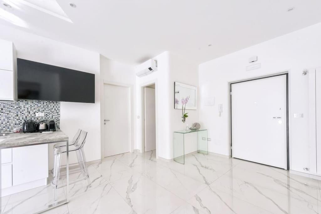 Apartament Domus Delia Pescara Centro Zewnętrze zdjęcie