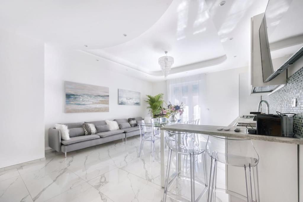 Apartament Domus Delia Pescara Centro Zewnętrze zdjęcie